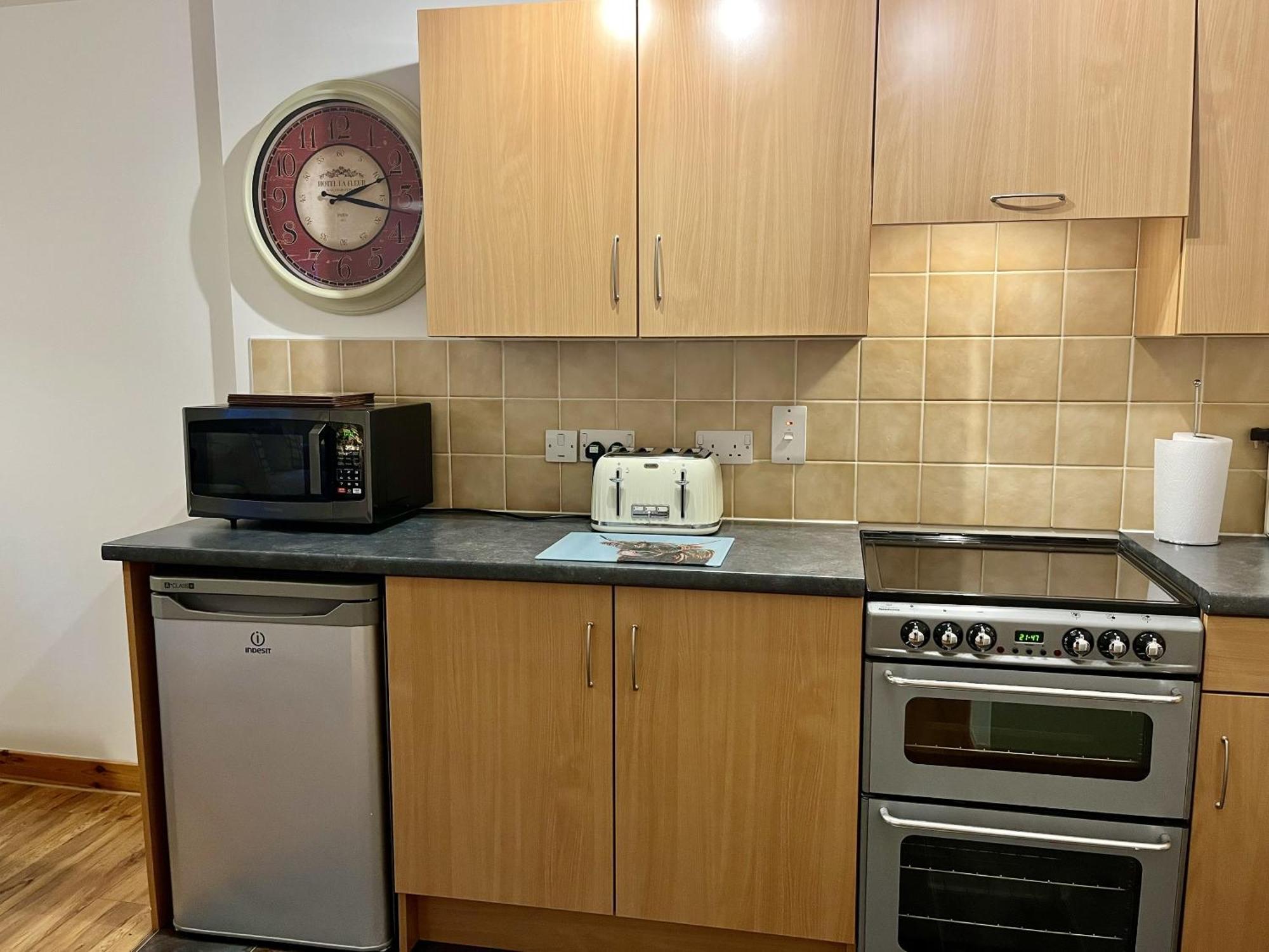 La Scala Inverness City Apartment Bagian luar foto